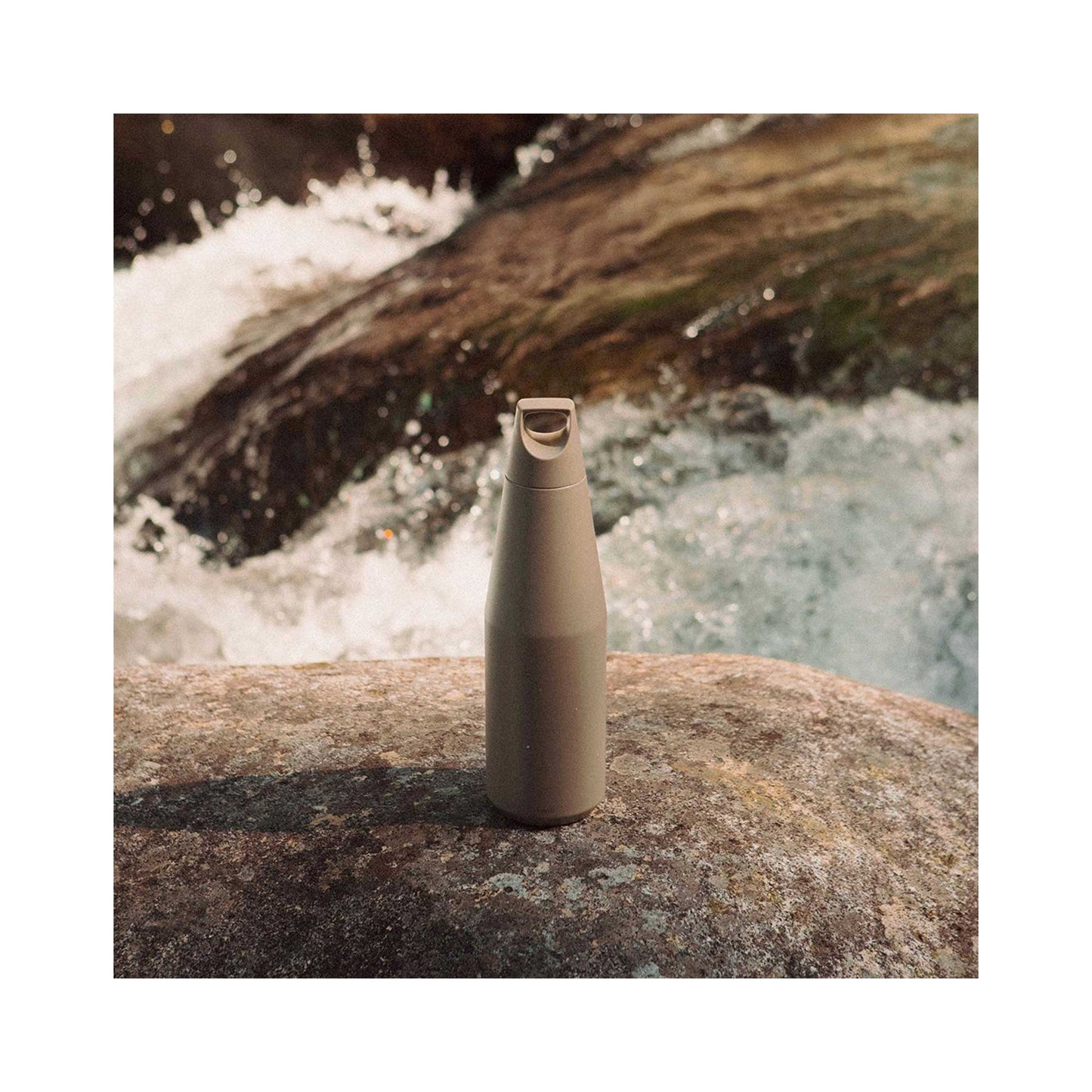 Kinto TRAIL TUMBLER 1080ml - Outdoor Beverage Tumbler with Handle