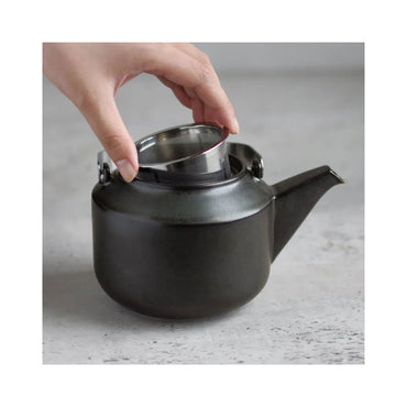 Kinto LT Teapot 600ml - Japanese-Style Porcelain Teapot with Strainer