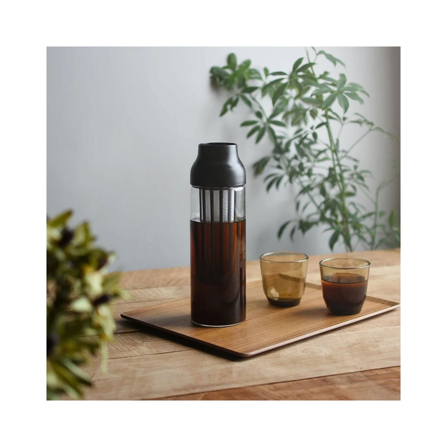 Kinto CAPSULE Cold Brew Carafe 1L - Heat-Resistant Glass with Mesh Filter for Cold Brew Coffee & Tea