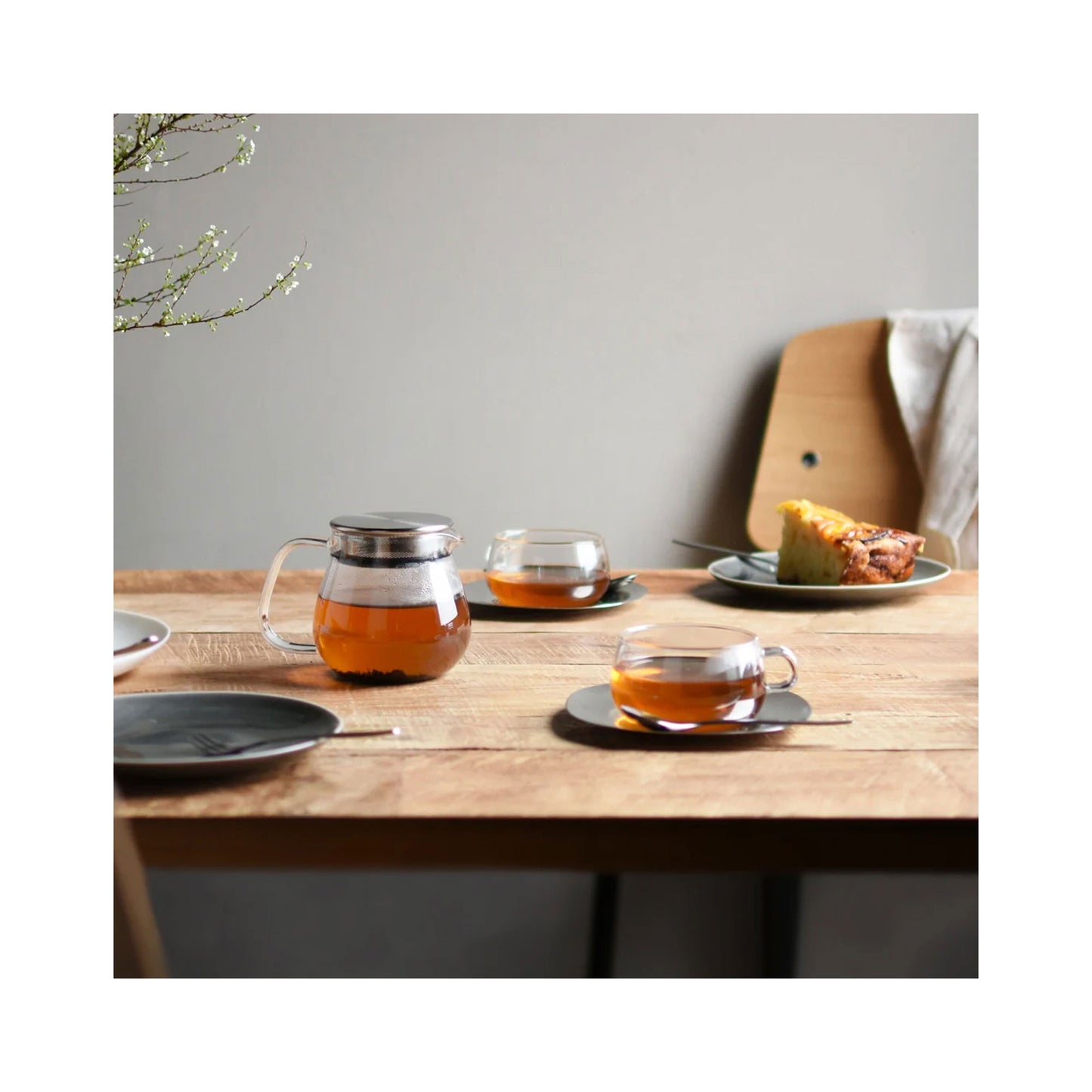 Kinto UNITEA Cup & Saucer 230ml Stainless Steel - Heat-Resistant Glass, Dishwasher Safe