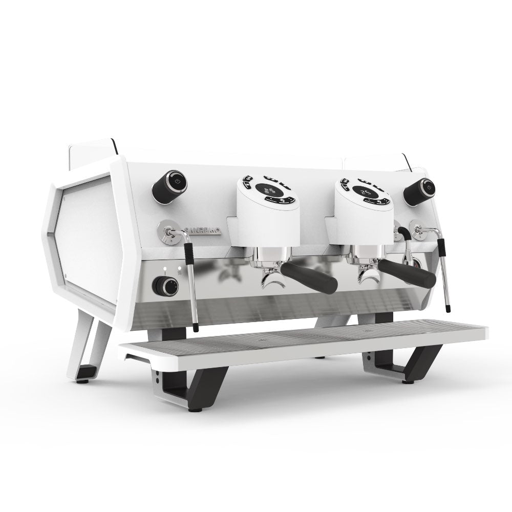 d8-2-group-white-1000x1000.jpg__PID:ebaaedb6-3a7a-4ada-8922-4e781e7c9cfa