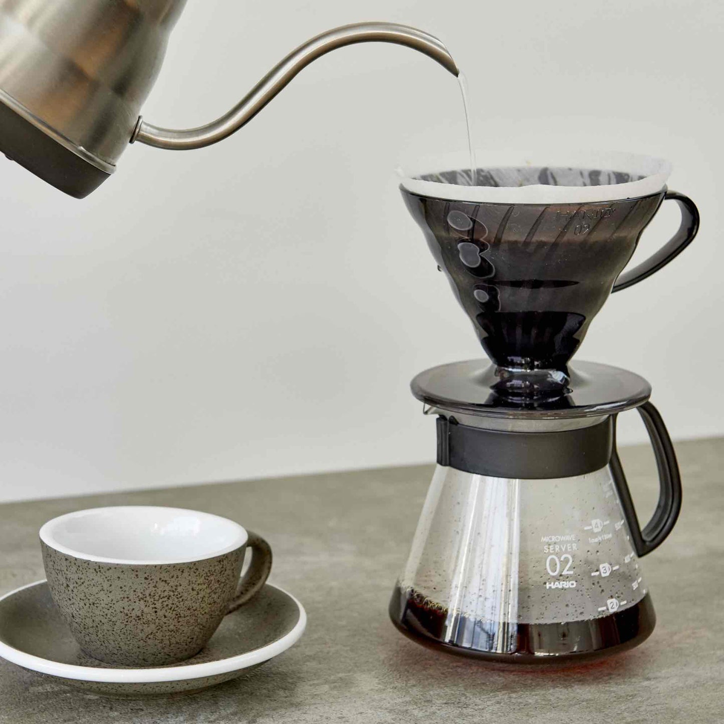 Hario V60 02 Glass Range Coffee Server - 600ml
