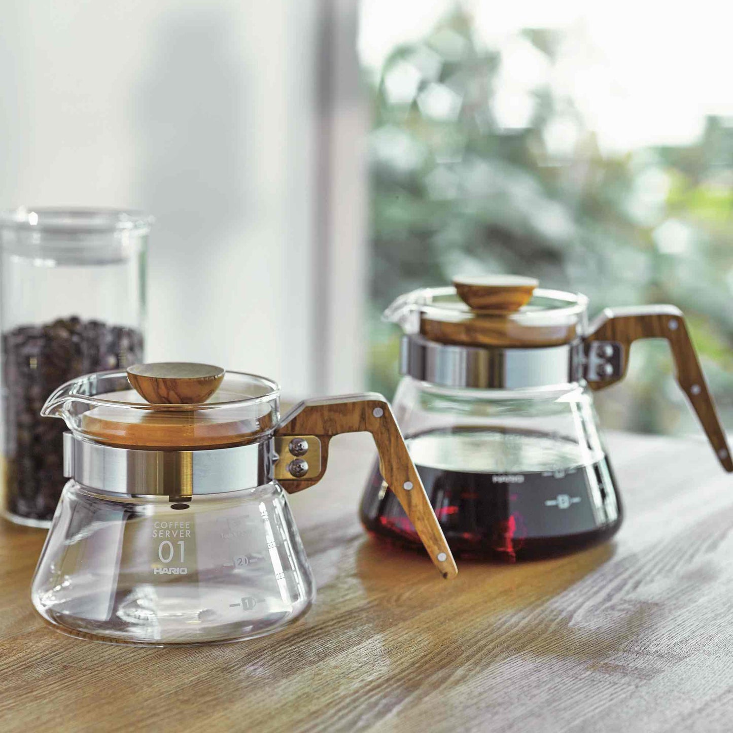 Hario V60 02 Olive Wood Glass Server - 600ml
