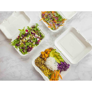 Vegware Compostable 9 x 6in Large Bagasse Clamshell - White - Case of 200