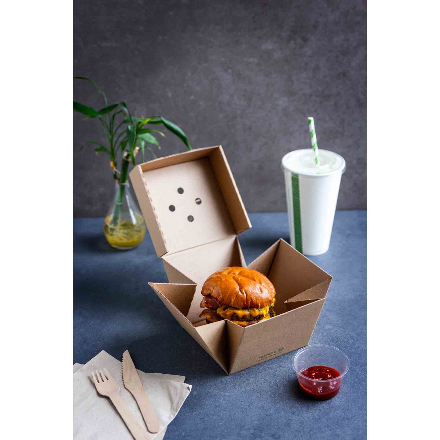 Vegware Compostable Premium Burger Box 10.5cm / 5in - Kraft - Case of 100