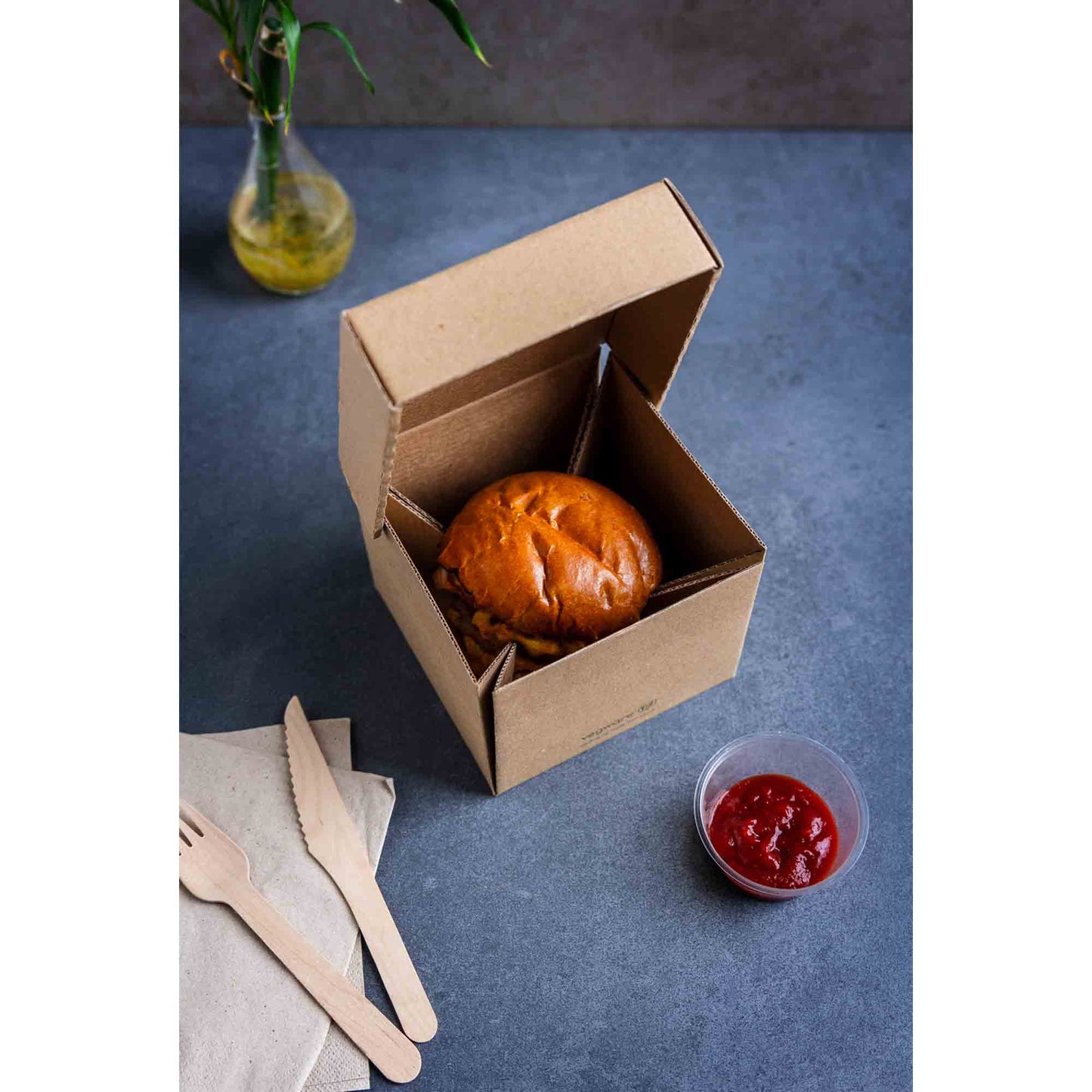 Vegware Compostable Premium Burger Box 10.5cm / 5in - Kraft - Case of 100