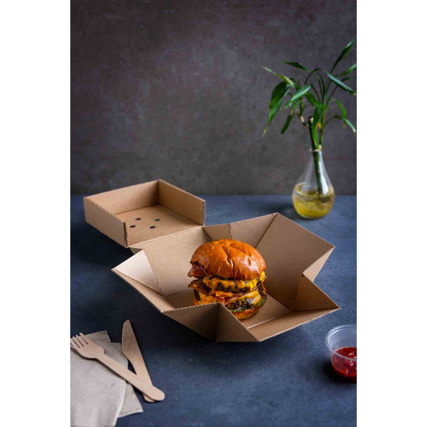 Vegware Compostable Premium Burger Box 10.5cm / 5in - Kraft - Case of 100