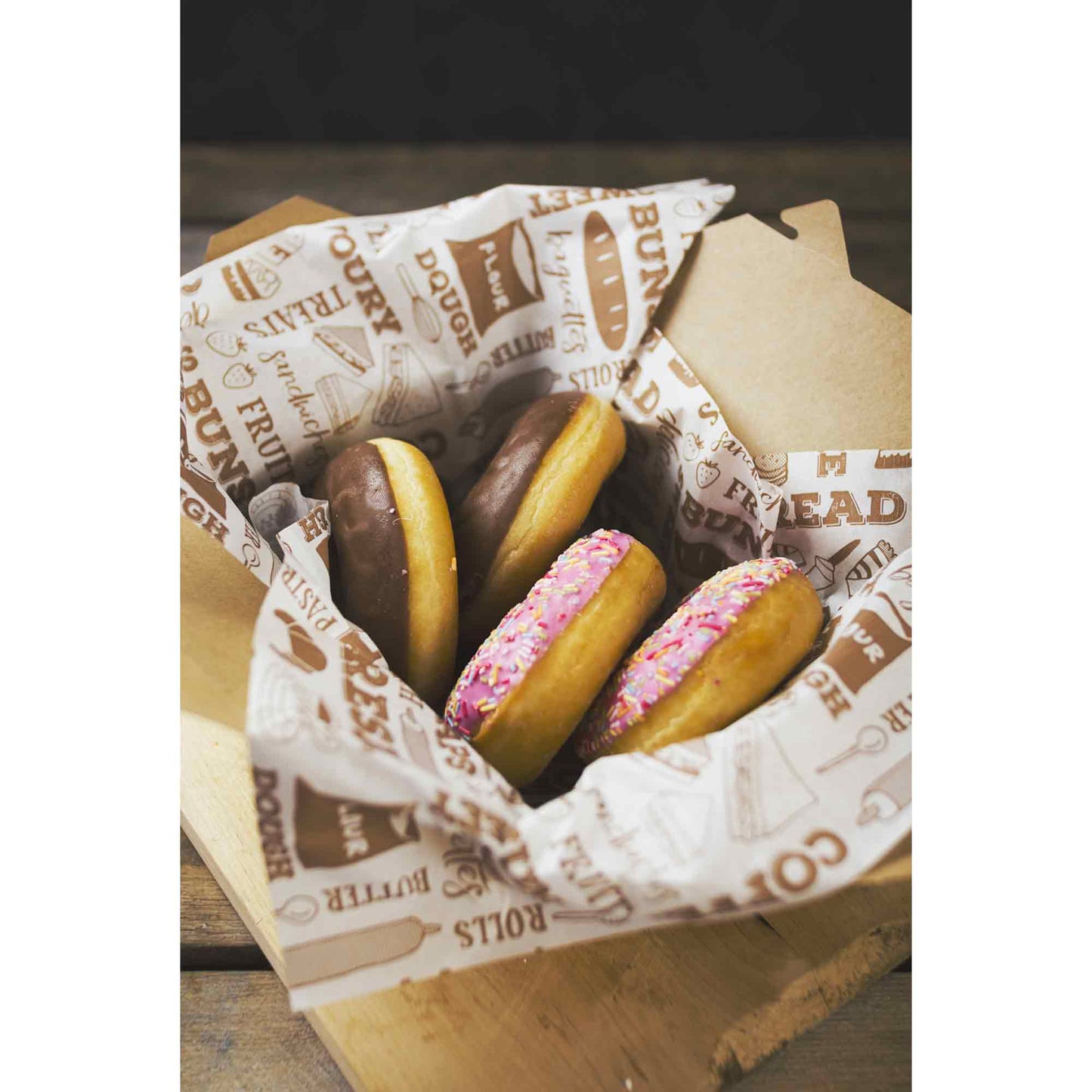 Vegware Compostable 400 x 300mm Greaseproof Sheet - Bakery - Case of 1000