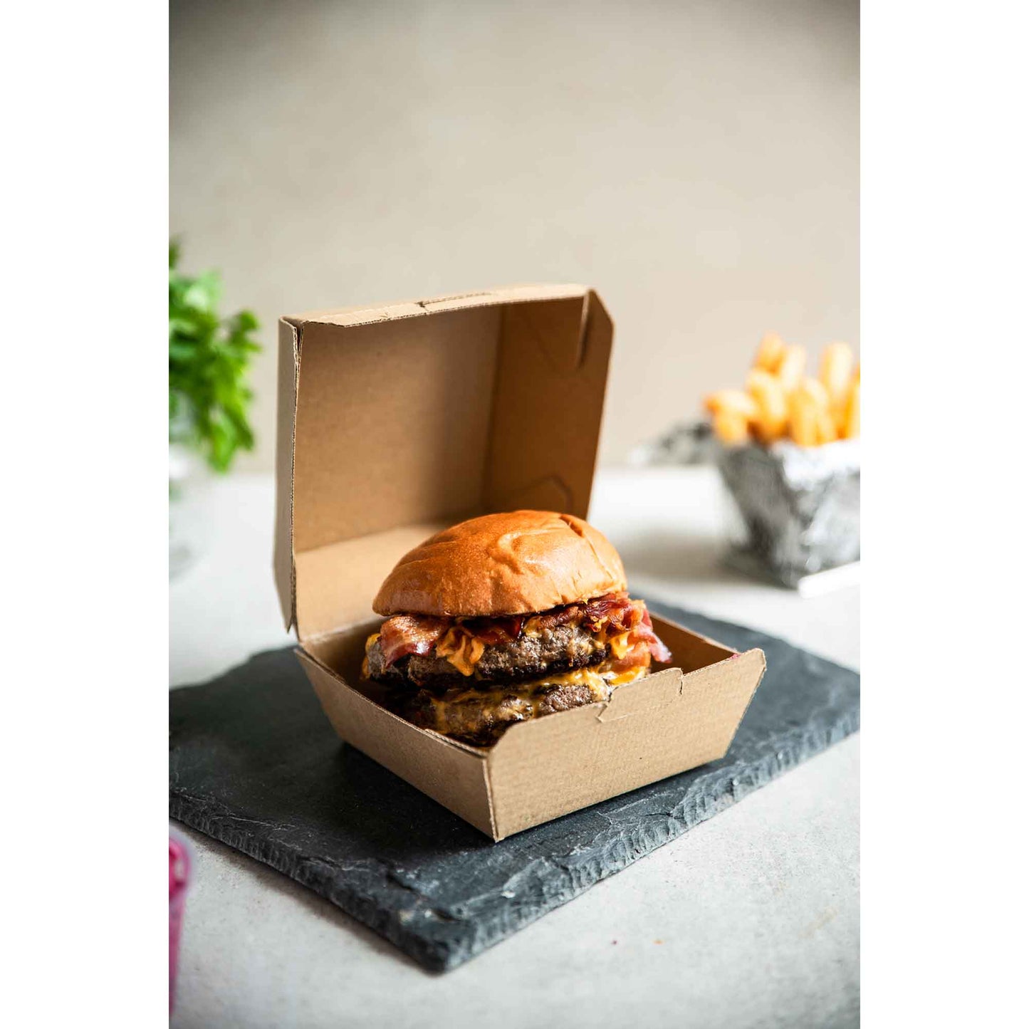 Vegware Compostable 5in Microflute Burger Box - Case of 300