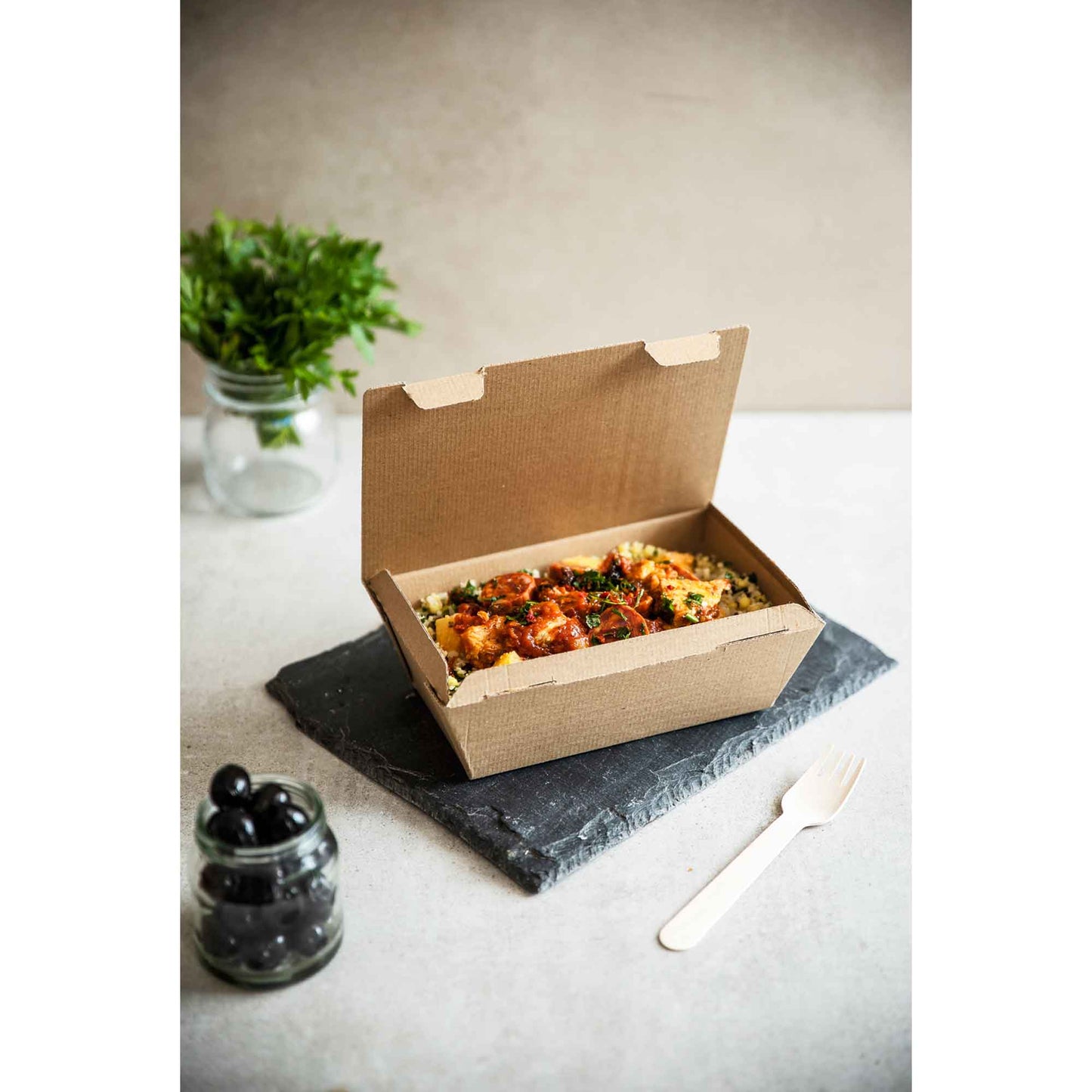 Vegware Compostable 8 x 5in Microflute Hinged Hot Food Box - Case of 250