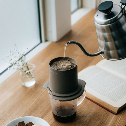 Hario Cafe All Dripper BATON 01