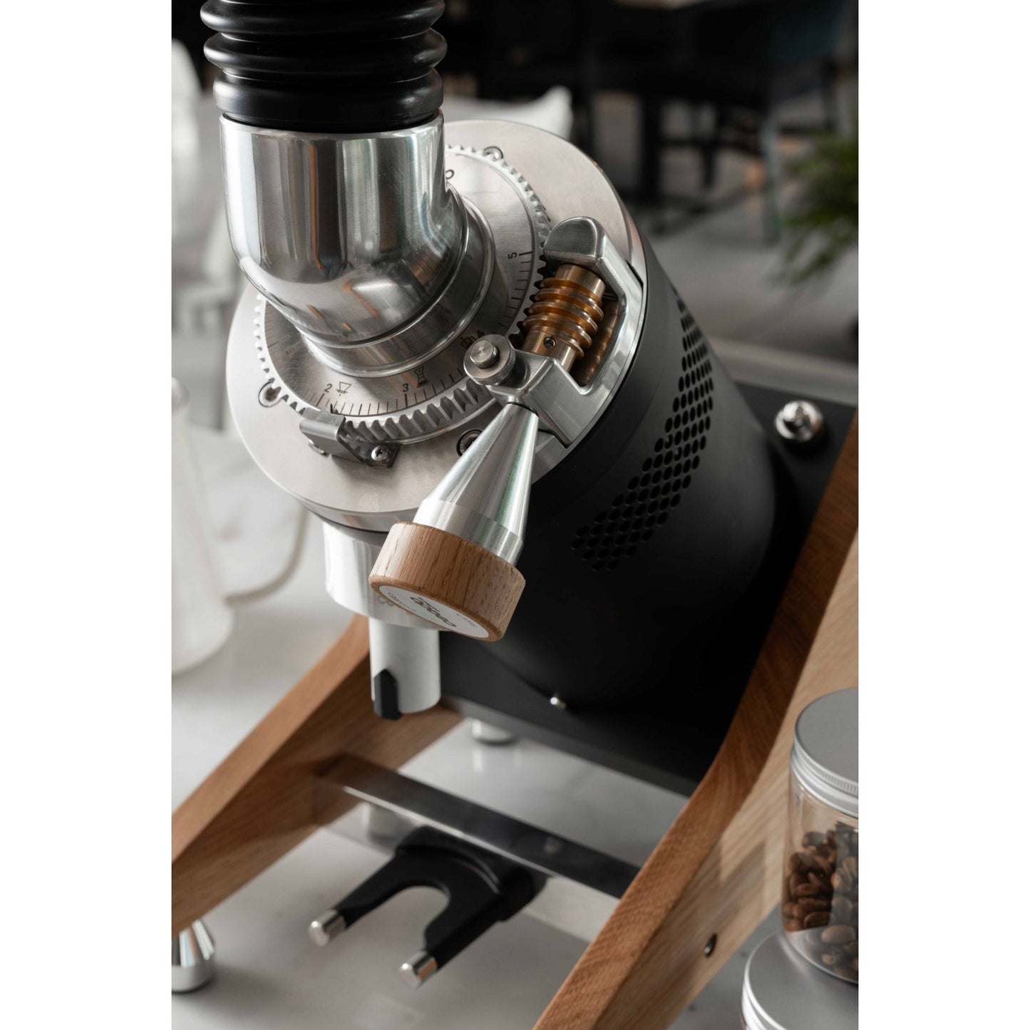 Ceado E37 Zero Naked Single-Dose Coffee Grinder - 83mm DLC Burrs