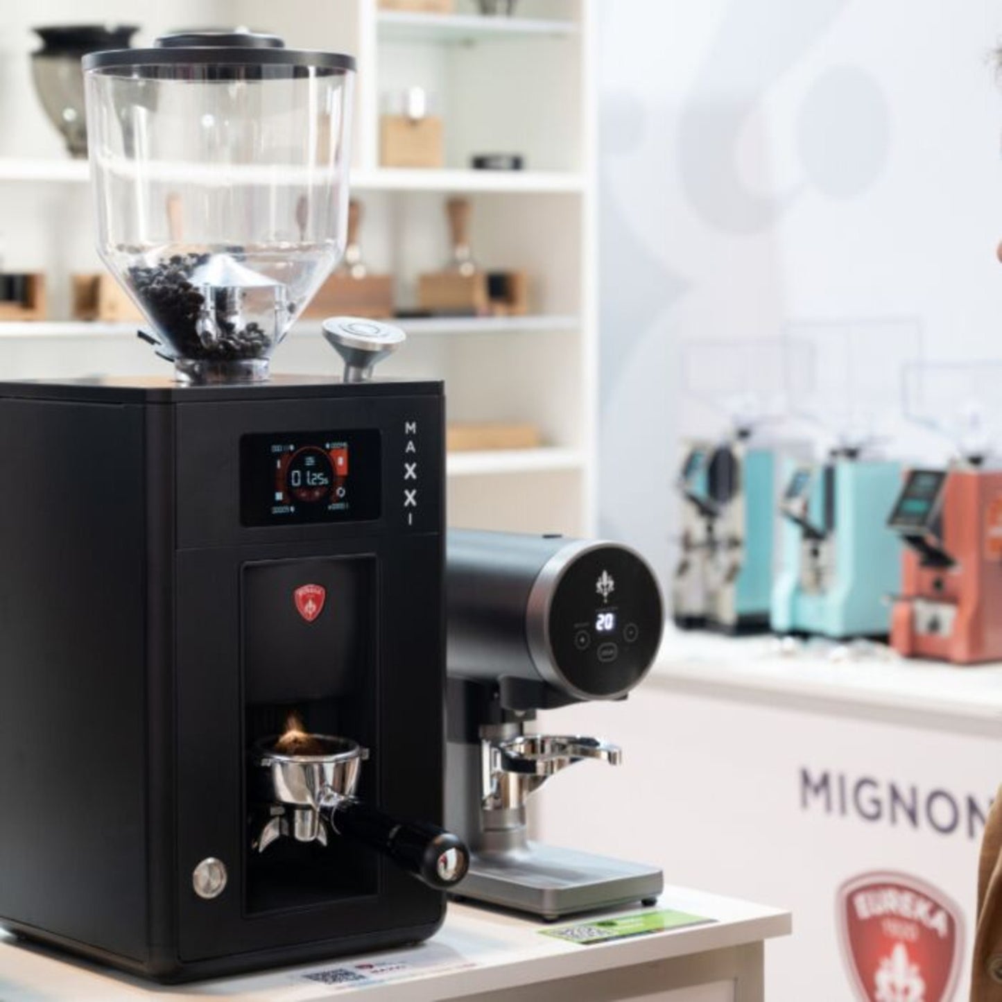 Eureka MAXXI Grinder & Disko Automatic Tamper Bundle