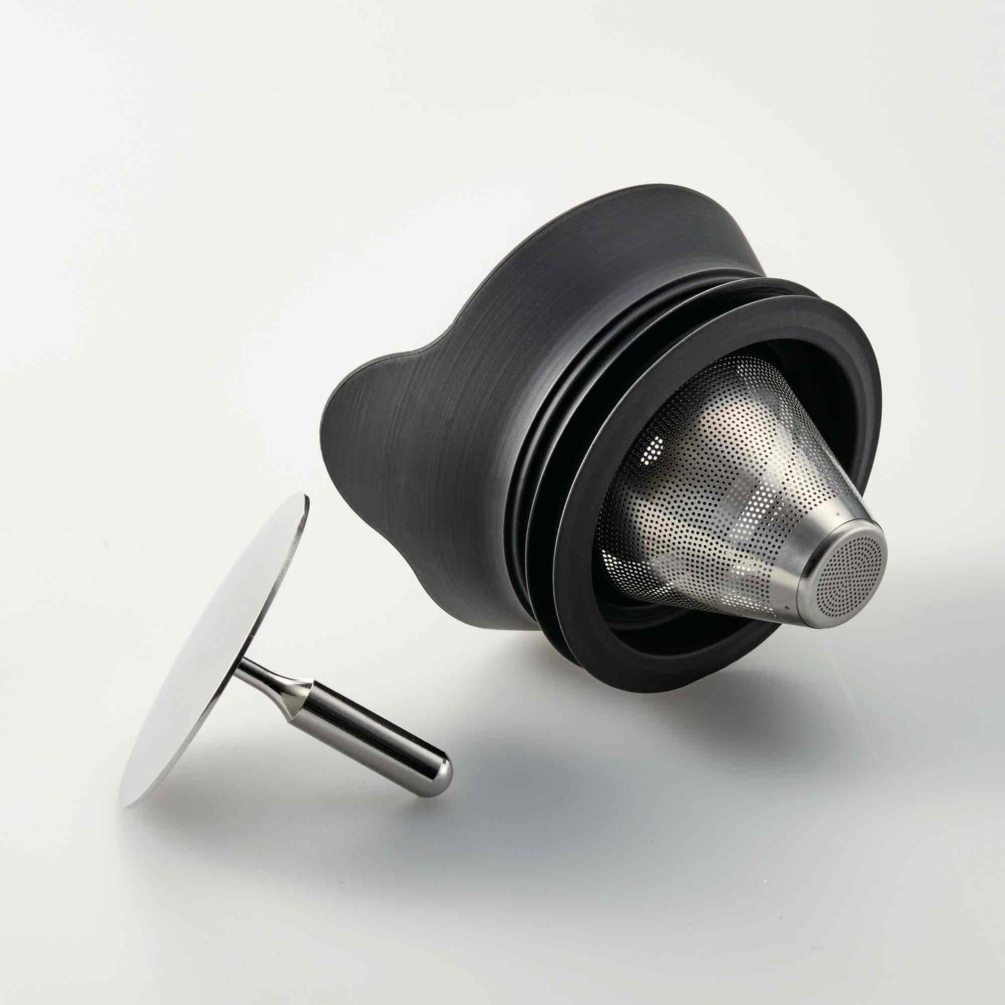 Hario Cold Brew Tea Filter In A Pitcher - Black - 900ml