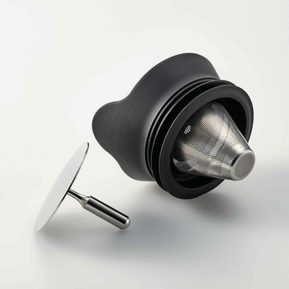 Hario Cold Brew Tea Filter In A Pitcher - Black - 900ml