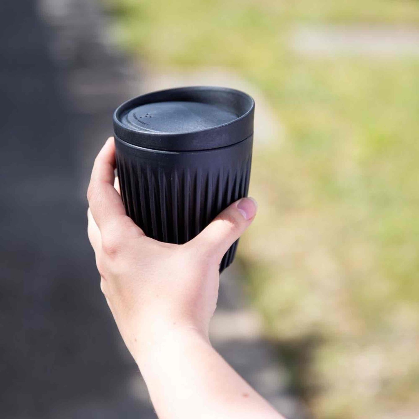 Huskee Cup & Lid Reusable Coffee Cup - 8oz / 240ml - Charcoal