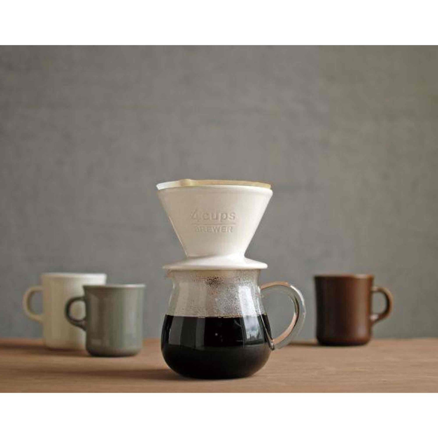 Kinto SCS-04-BR Coffee Brewer 4 Cups - White Porcelain